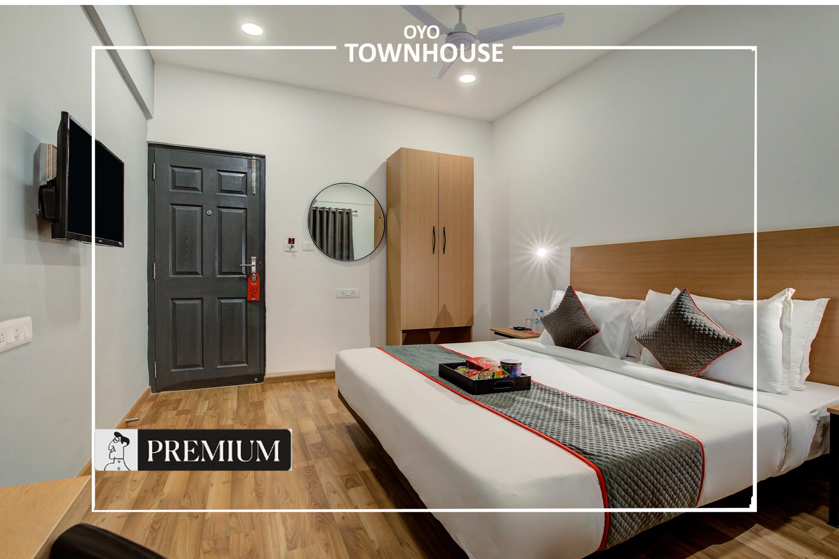 Townhouse 076 Hebbal Hotel Бангалор Екстериор снимка