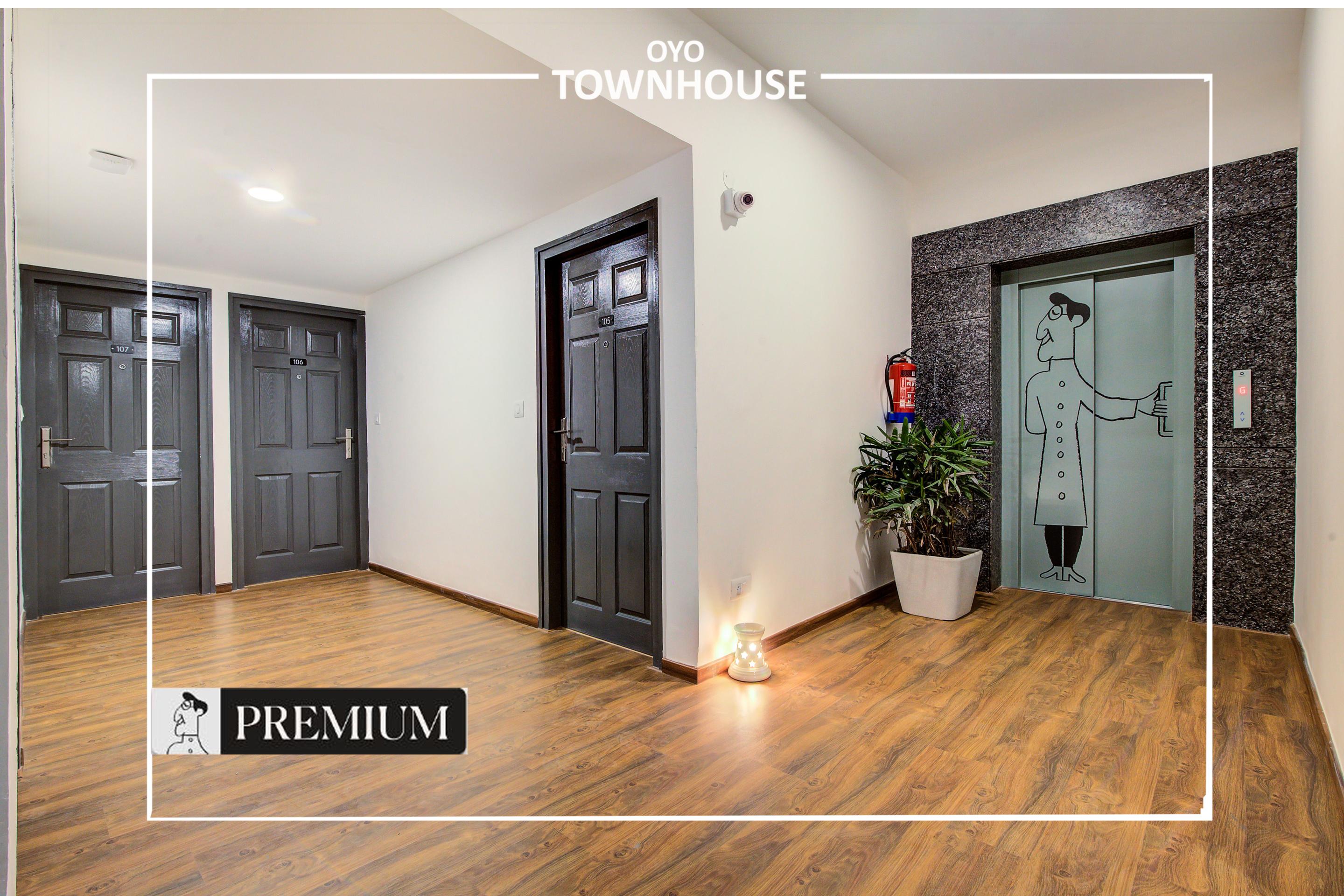 Townhouse 076 Hebbal Hotel Бангалор Екстериор снимка