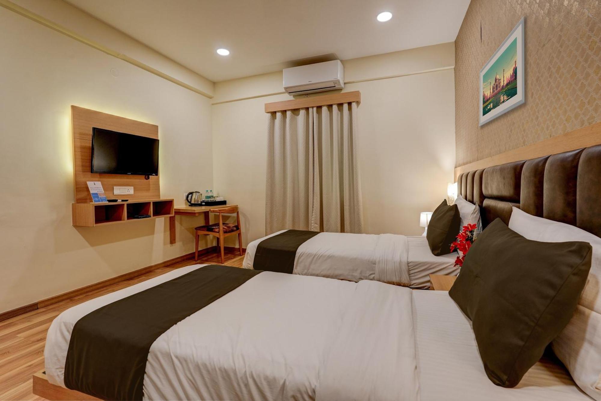 Townhouse 076 Hebbal Hotel Бангалор Екстериор снимка