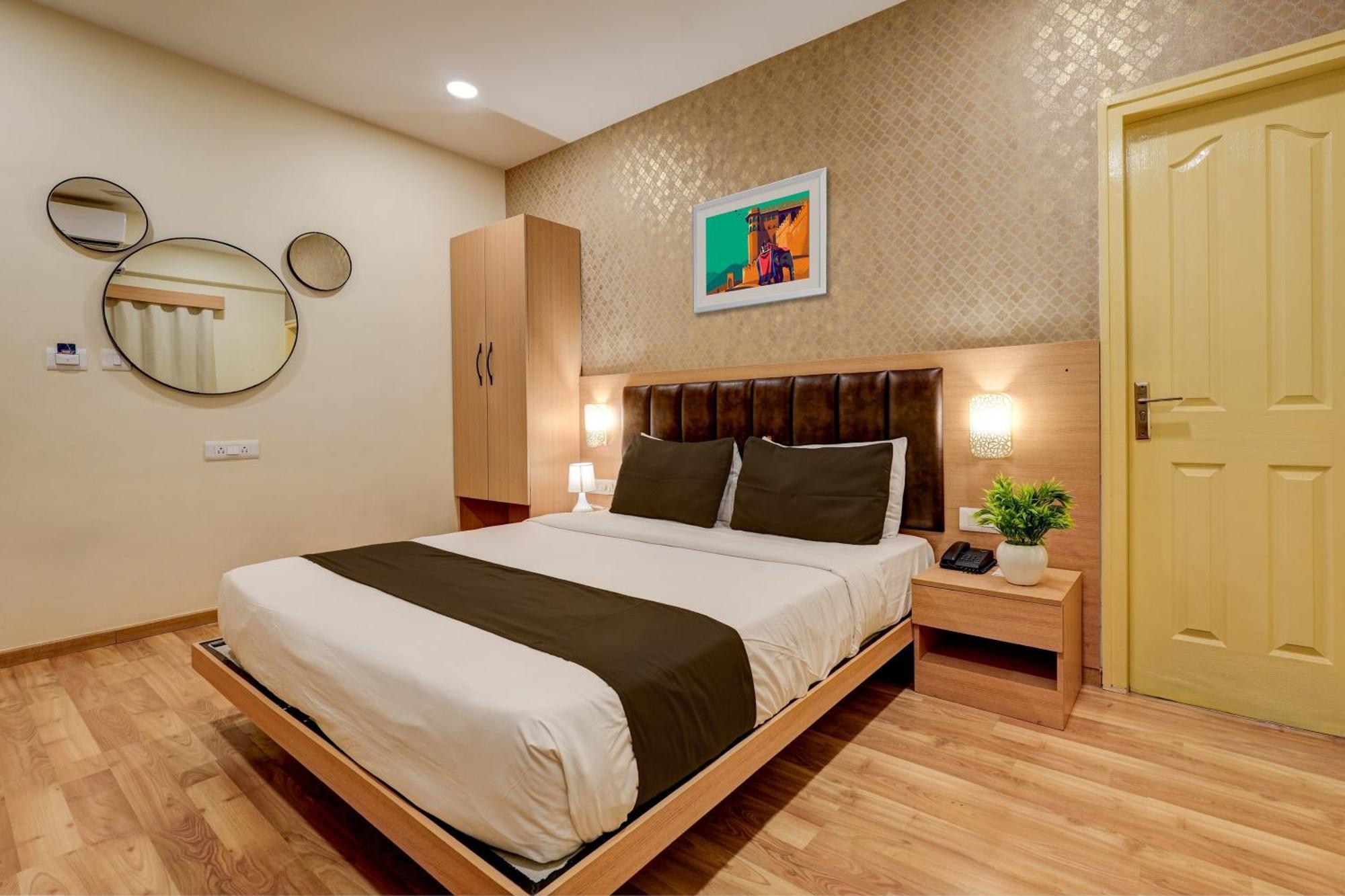 Townhouse 076 Hebbal Hotel Бангалор Екстериор снимка
