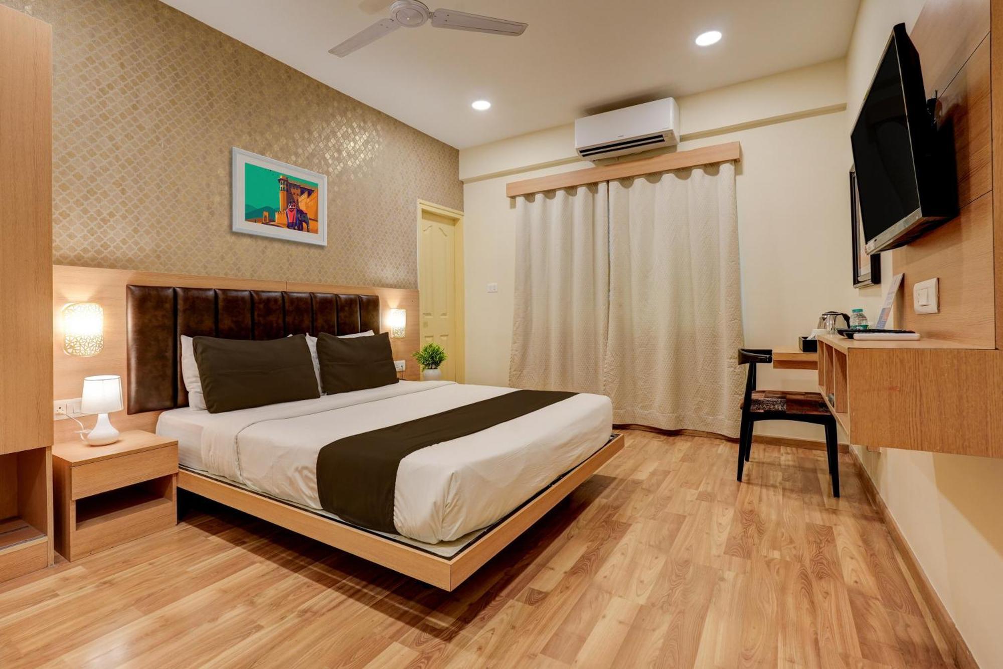 Townhouse 076 Hebbal Hotel Бангалор Екстериор снимка